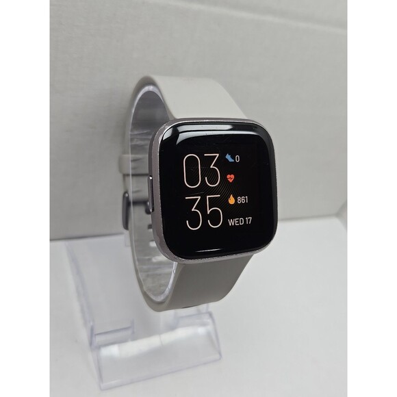 Fitbit Versa 2 Smartwatch Gray 40mm Alexa WR50M Always On Display No Charger - Picture 3 of 10